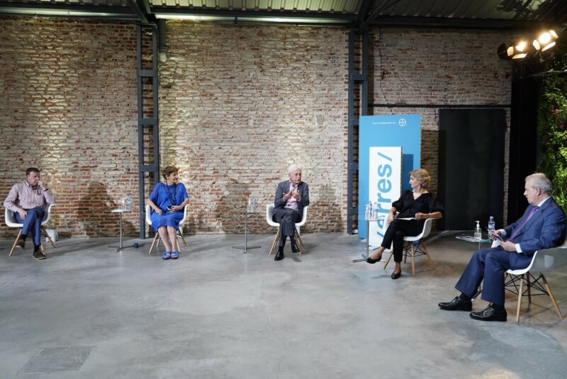 Presentación del informe «La despoblación no viene sola» impulsado por Bayer